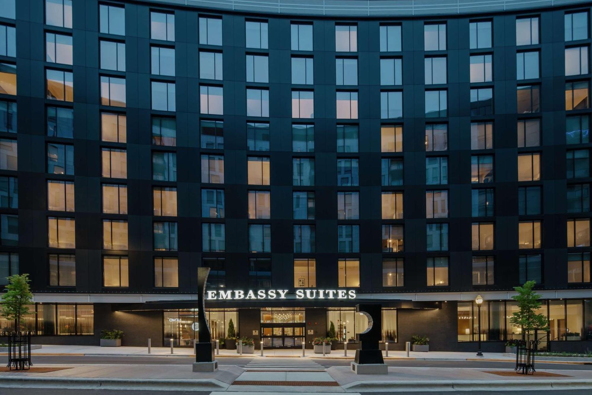 Embassy Suites By Hilton Madison Downtown Eksteriør billede